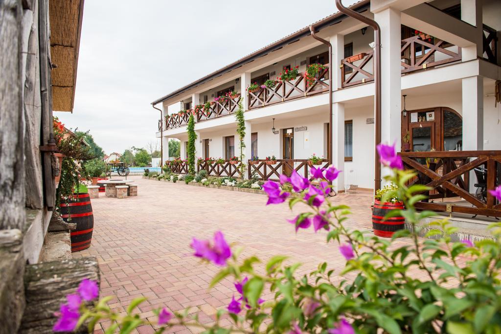 Lilaakac Vendeghaz Hotel Hosszupalyi Luaran gambar