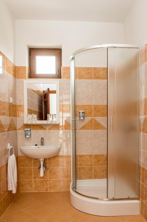 Lilaakac Vendeghaz Hotel Hosszupalyi Luaran gambar